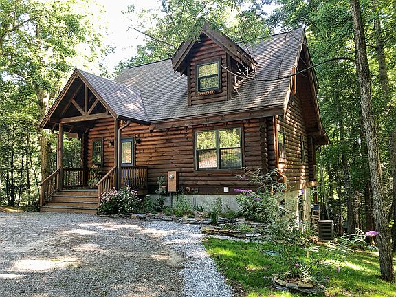 2nd image of 38 Robin Hood Ln