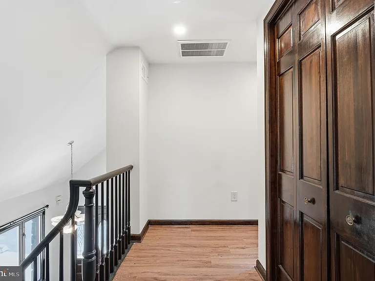 612 Bustleton Pike — Photo 19