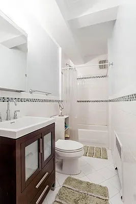 Rented by Town Residential | media 4