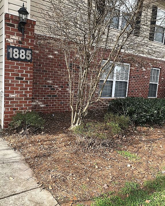Apt 104