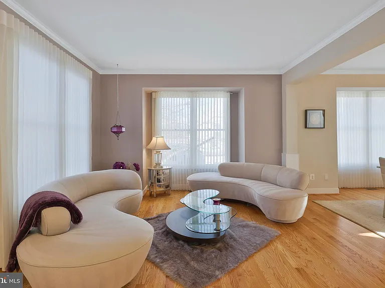 5922 Chesterbrook Rd — Photo 18