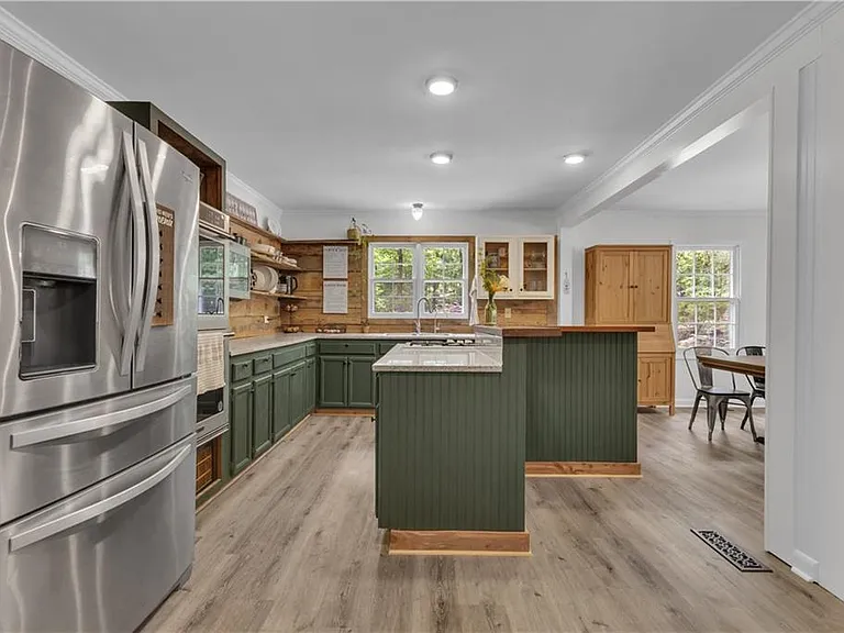6290 Cascade Palmetto Hwy — Photo 21