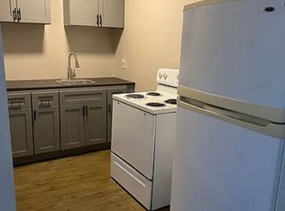 60 Jerome Rd #B, Uncasville, CT 06382