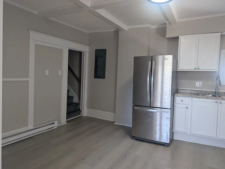 500R Marion St #R — Photo 9