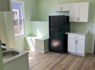 420 Herschel St APT 2, Saint Paul, MN 55104