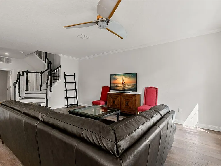 24 Mangrove Point — Photo 10