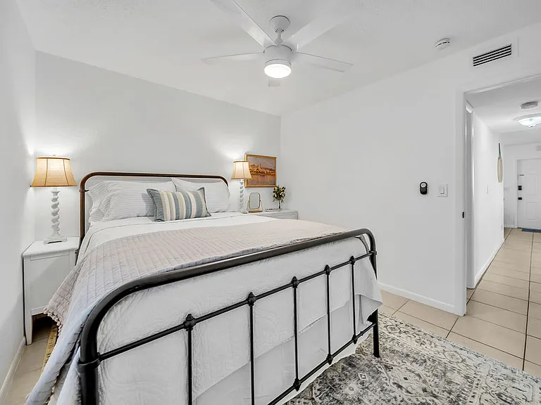 4625 Bayshore Dr #D3 — Photo 5