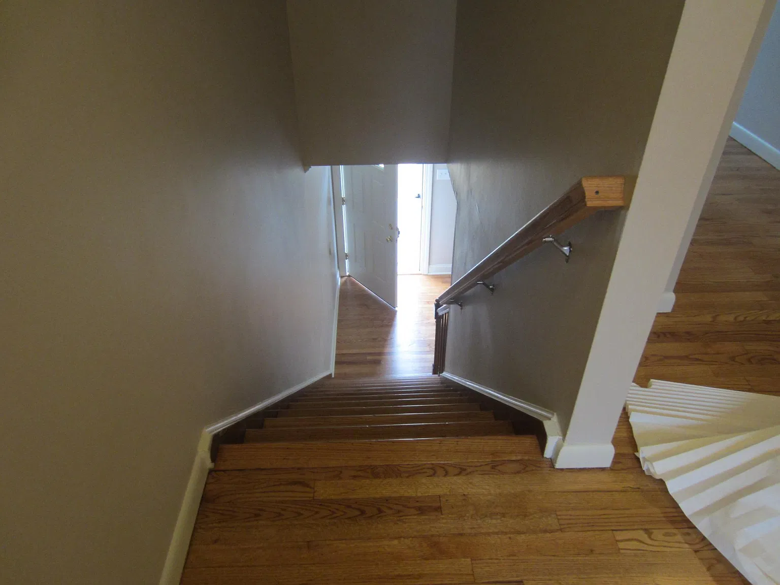 2B Lynn Ct — Photo 4