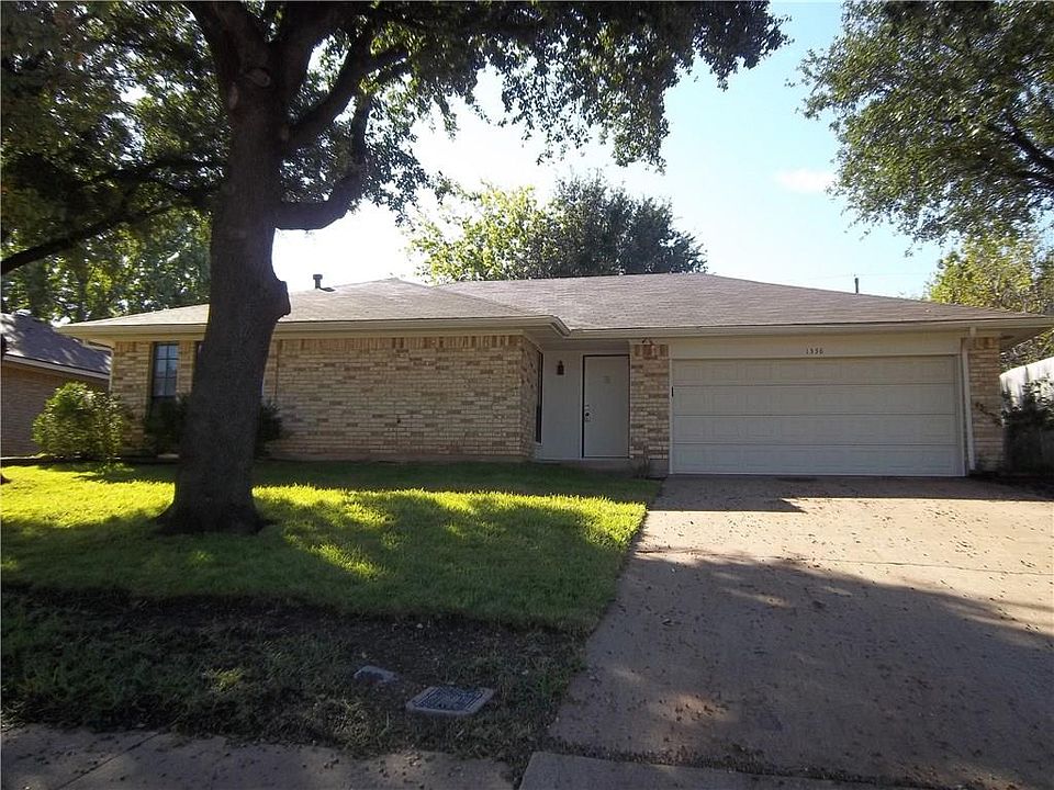 1st image of 1338 Brazos Blvd