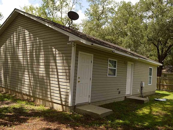3rd image of 4400 Marlane Dr