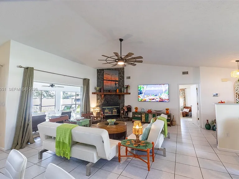 3118 Tanglewylde Ave — Photo 36