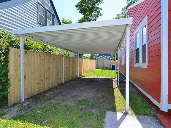 2nd image of 3525 Admiral Dr