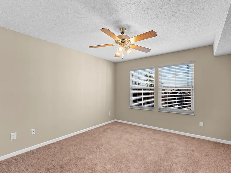 Willowbend — Photo 113