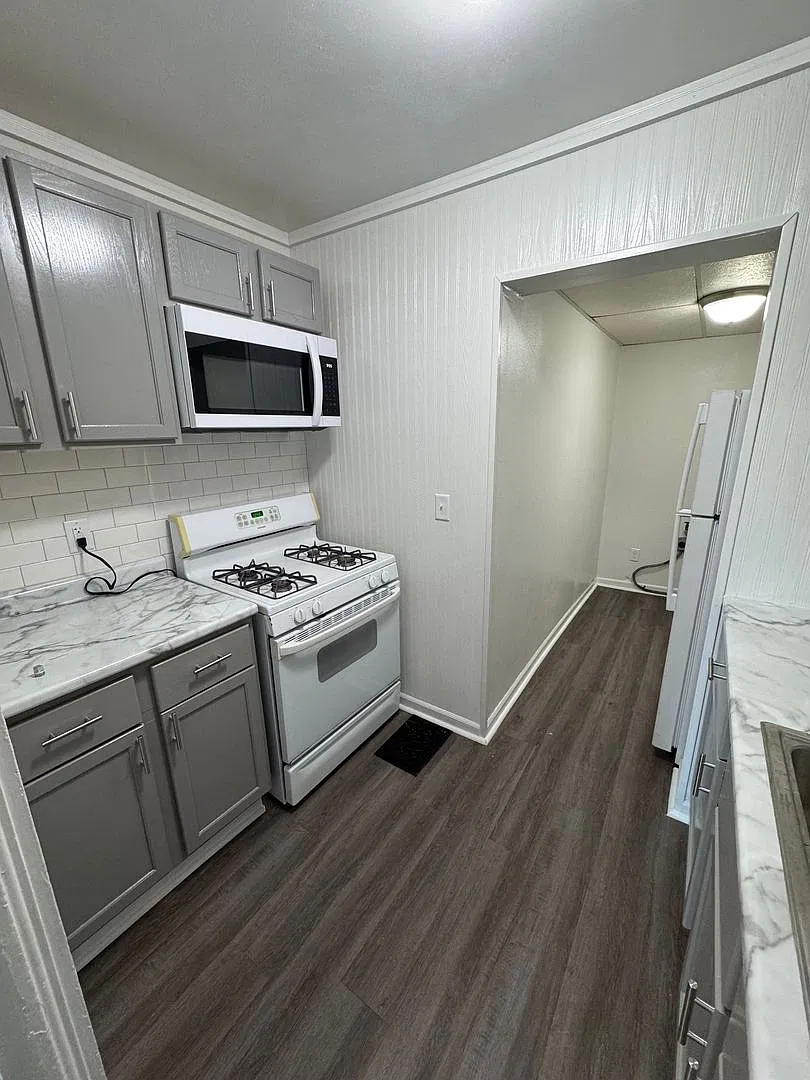 1012 N Court St — Photo 1