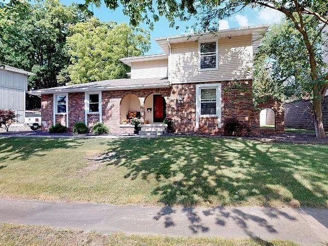 343 Shoreline Pl photo 1