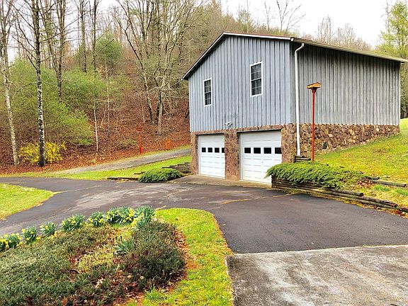 2nd image of 1154 Pattons Mill Ln