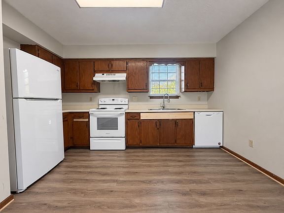 3rd image of 5102 Dodson Branch Rd #5102_2