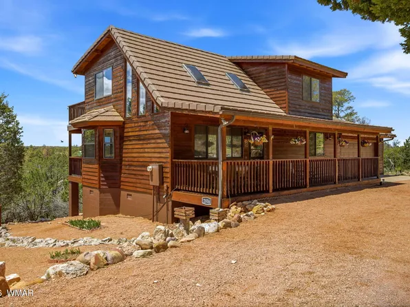 2806 Skyhawk Dr, Overgaard, AZ 85933