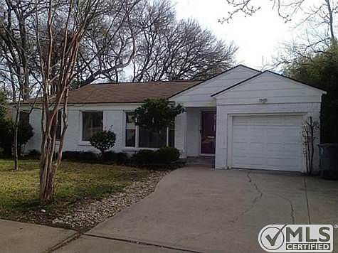 2nd image of 4318 W Lovers Ln