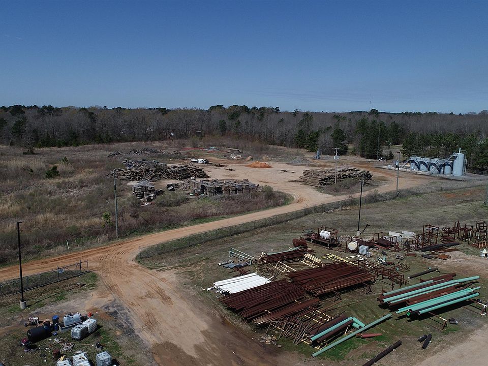 2nd image of Hunter Rd