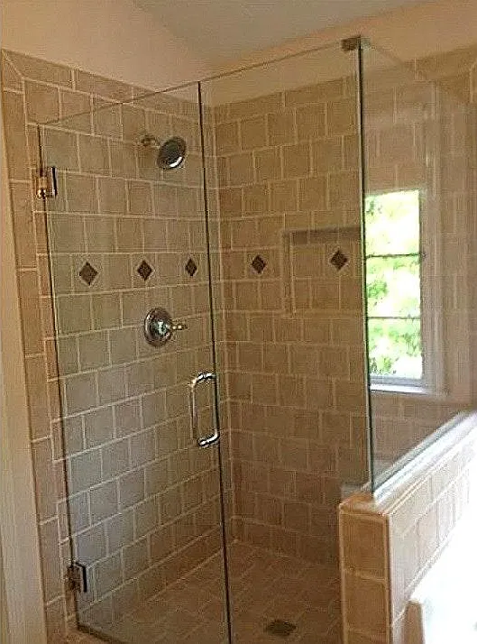 4 bed, 2509 sqft, $2,800 — Photo 3