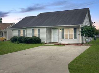 3651 Highland Dr, Ayden, NC 28513