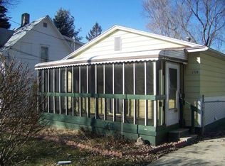 1715 Kansas Ave, Flint, MI 48506