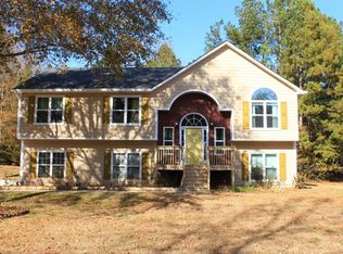 5740 Graceland Dr, Powder Springs, GA 30127