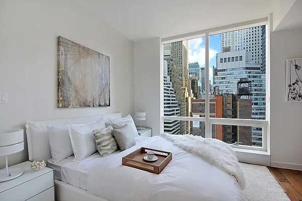 Sold by Corcoran | media 2