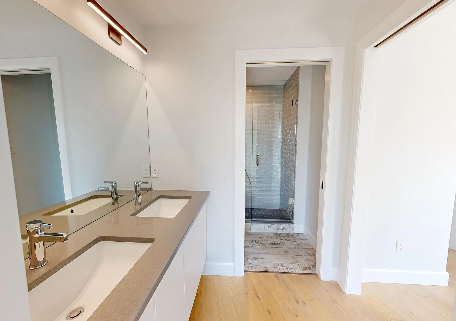 2082 Lumen Drive London — Photo 4