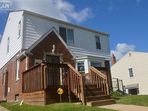 2nd image of 3641 Sherwood Dr