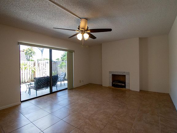 5th image of 351 Lake Arbor Drive