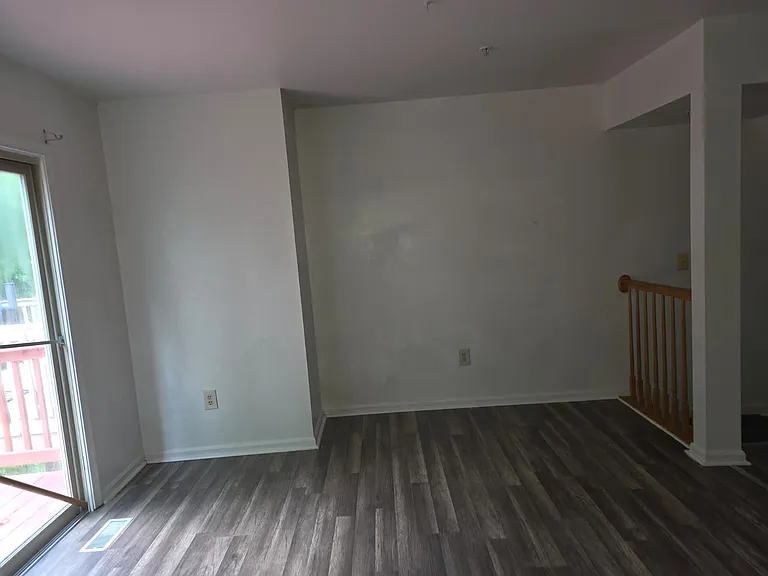 4740 Wainwright Cir — Photo 37