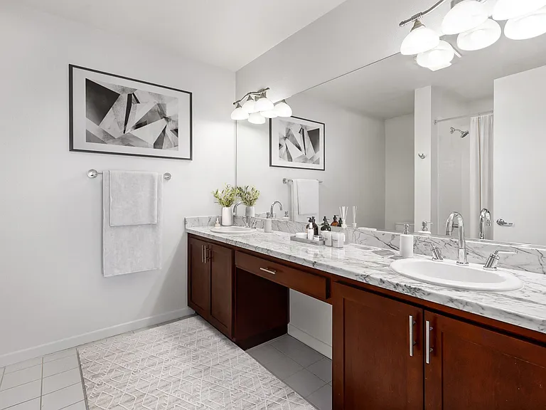 San Pedro Bank Lofts — Photo 18