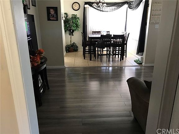 5th image of 1295 Oakhurst Dr