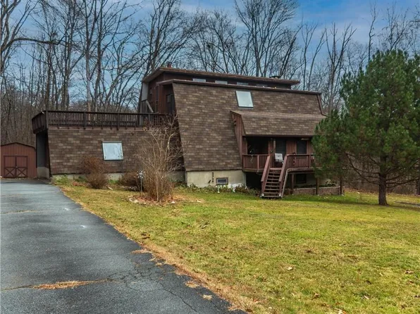 47 Wildwood Circle, Bloomingburg, NY 12721