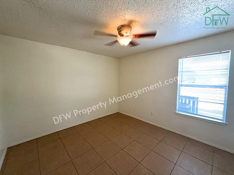 219 Fry St #1 — Photo 8