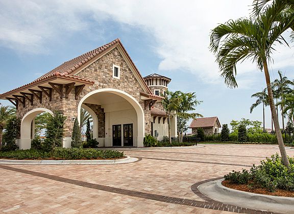 5th image of 8850 Lakeview Dr