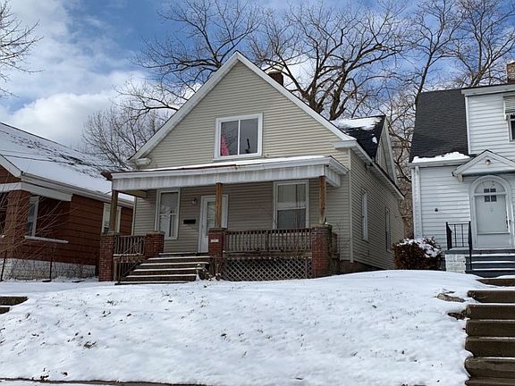 2nd image of 3407 NE Madison Ave