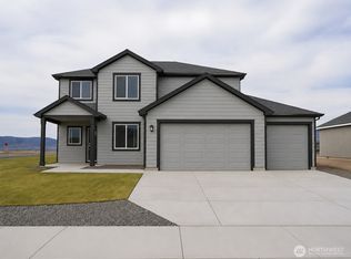 592 Karen Ave, Royal City, WA 99357