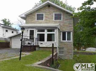 110 W Stanton St, Iron Mountain, MI 49801