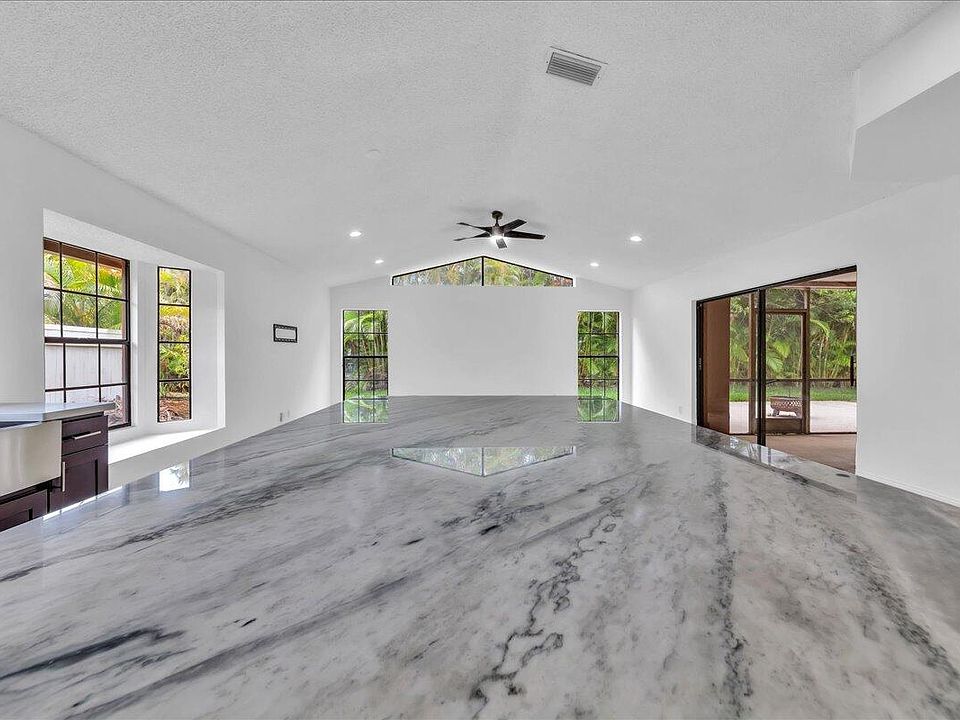 1st image of 10762 Santa Rosa Drive