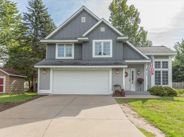 1304 Ballentine Rd, Menomonie, WI 54751