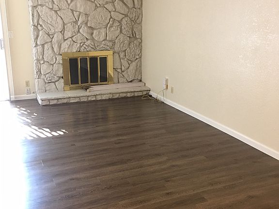 3rd image of 6124 Merrywood Dr