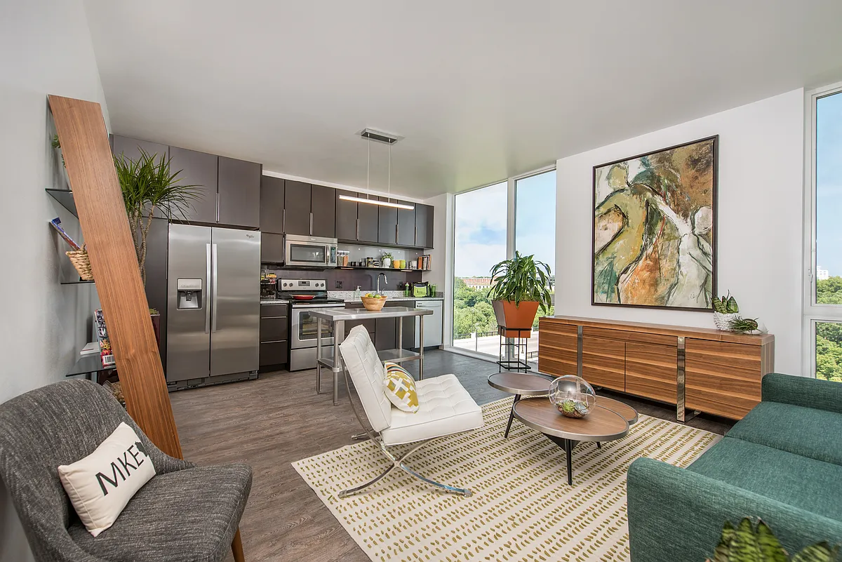 Kitchen / Living Room - 2200 N Commerce St