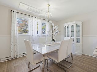 7 Miscoe Rd, Worcester, MA 01604