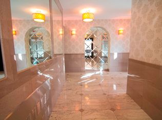 268 Poplar Plains Rd #311492, Toronto, ON M4V2P2