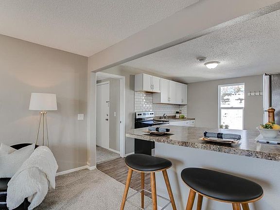 5th image of 2834 15th Ave S APT 3