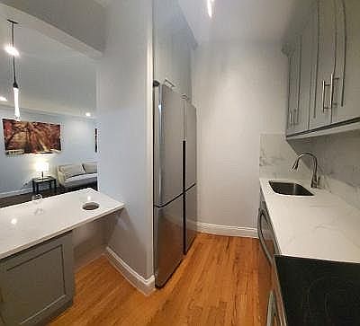 2nd image of 170-40 Highland Ave Floor 4