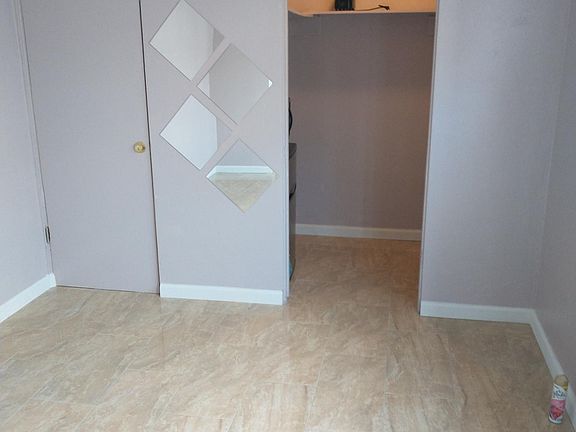 3rd image of 2329 1/2 Grand Ave
